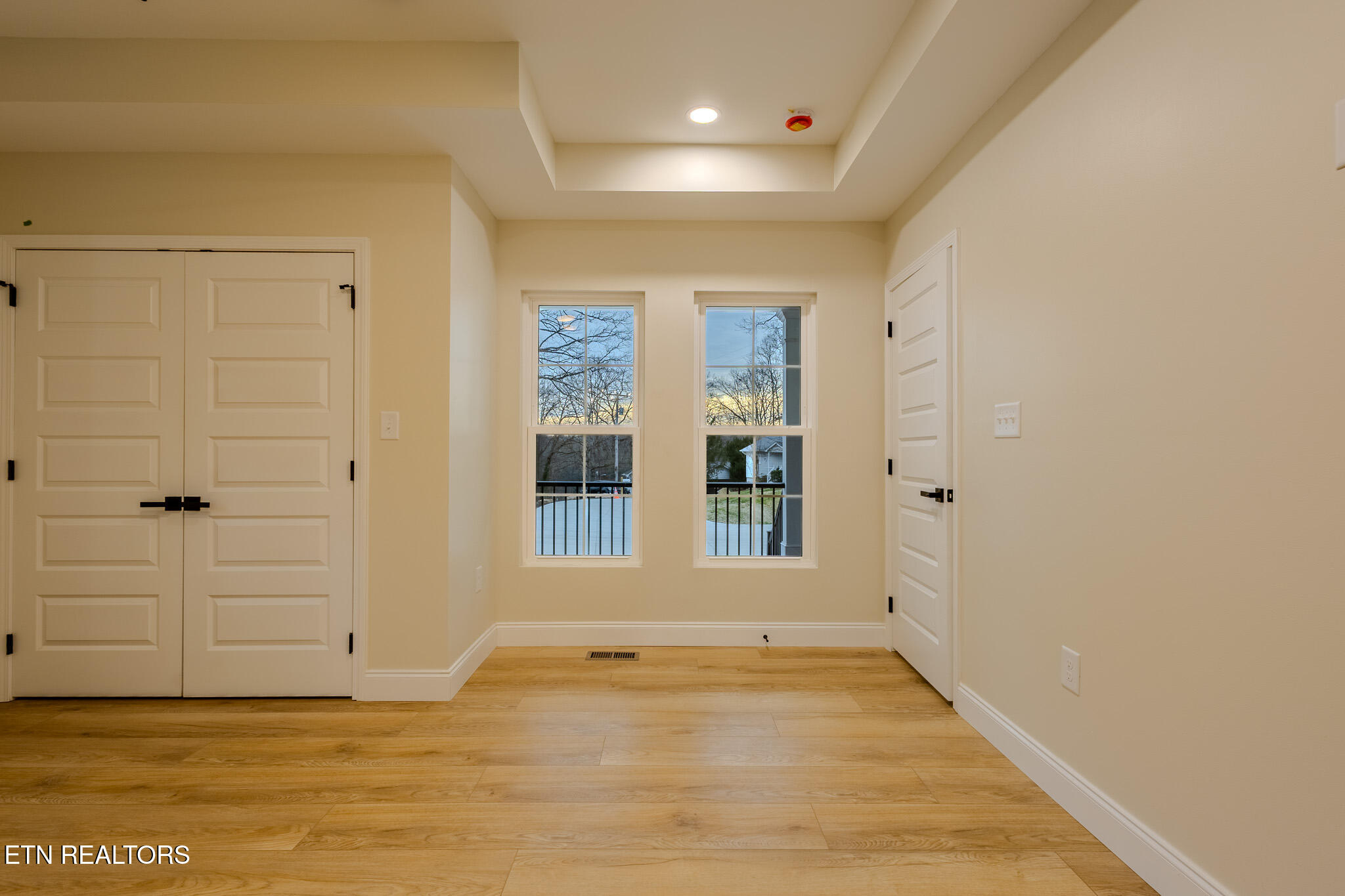 158 California Avenue Oak Ridge, TN 37830 - Photo 21 of 39 1N9A8919-HDR