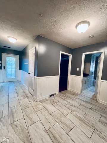 $565,000 | 7814 East County Road 200 North, Avon, IN 46123