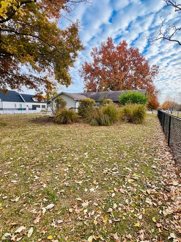 $565,000 | 7814 East County Road 200 North, Avon, IN 46123