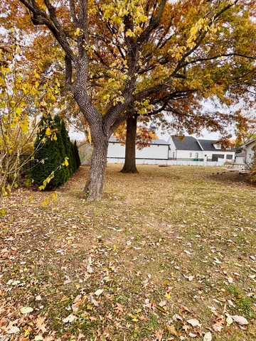 $565,000 | 7814 East County Road 200 North, Avon, IN 46123