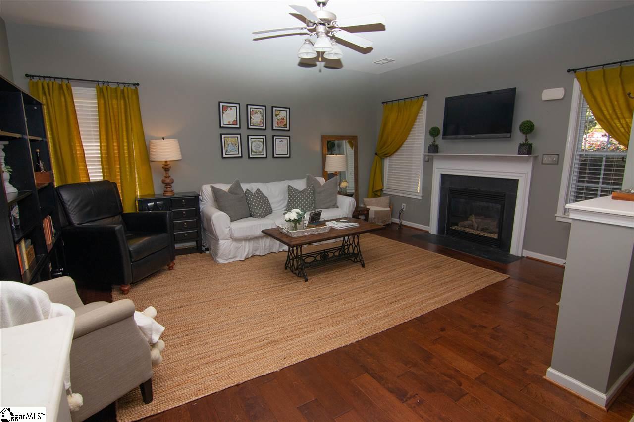 222 Donnan Road Taylors, SC 29687 - Photo 2 of 15 Gallery Image 2