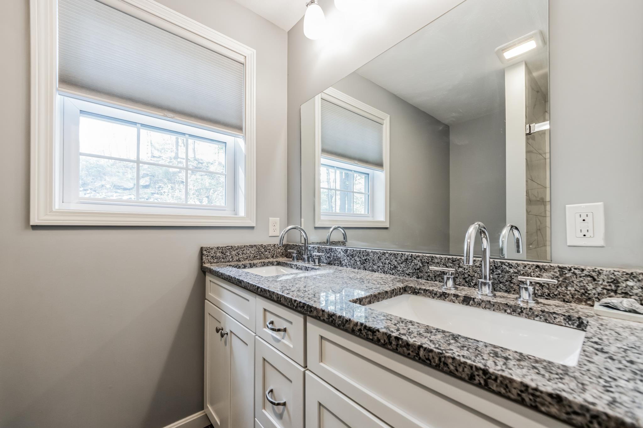 25 A New Searles Road Nashua, NH 03062 - Photo 22 of 27 Gallery Image 22