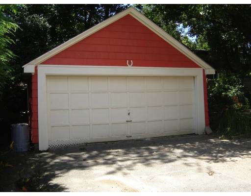 41 Richardson Road Belmont, MA 02478 - Photo 6 of 12 Gallery Image 6