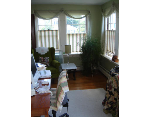41 Richardson Road Belmont, MA 02478 - Photo 8 of 12 Gallery Image 8