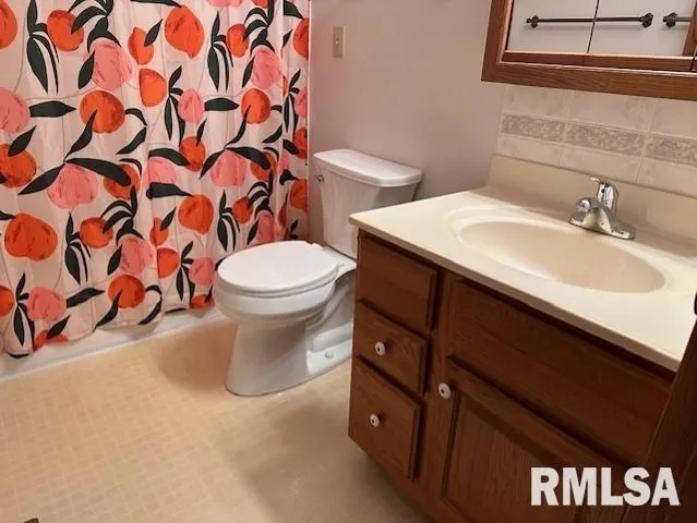 $245,000 | 22 Appomatox Avenue, Jacksonville, IL 62650