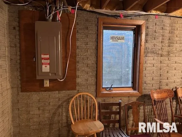 $245,000 | 22 Appomatox Avenue, Jacksonville, IL 62650