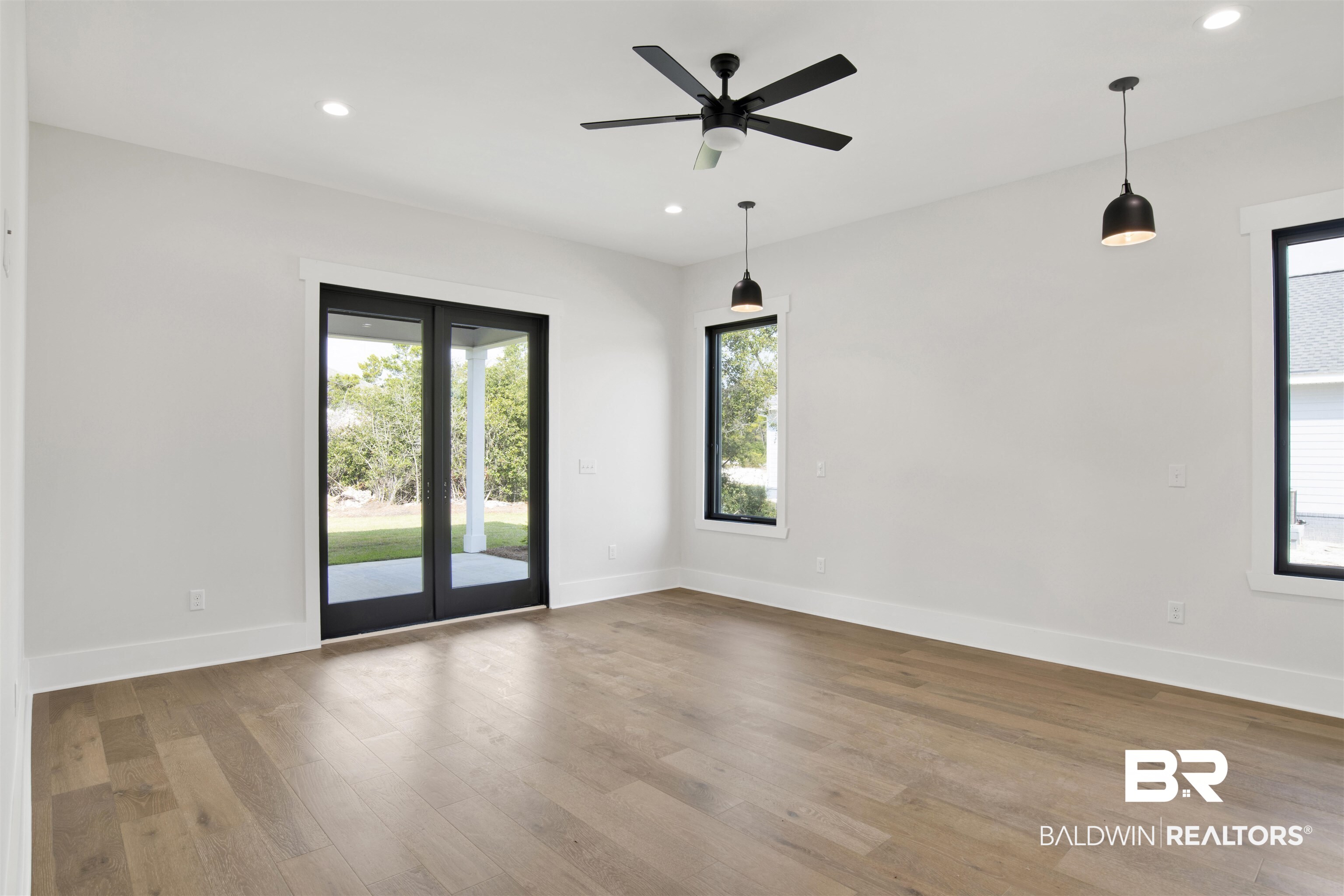 31545 River Road Orange Beach, AL 36561 - Photo 13 of 59 Living Room