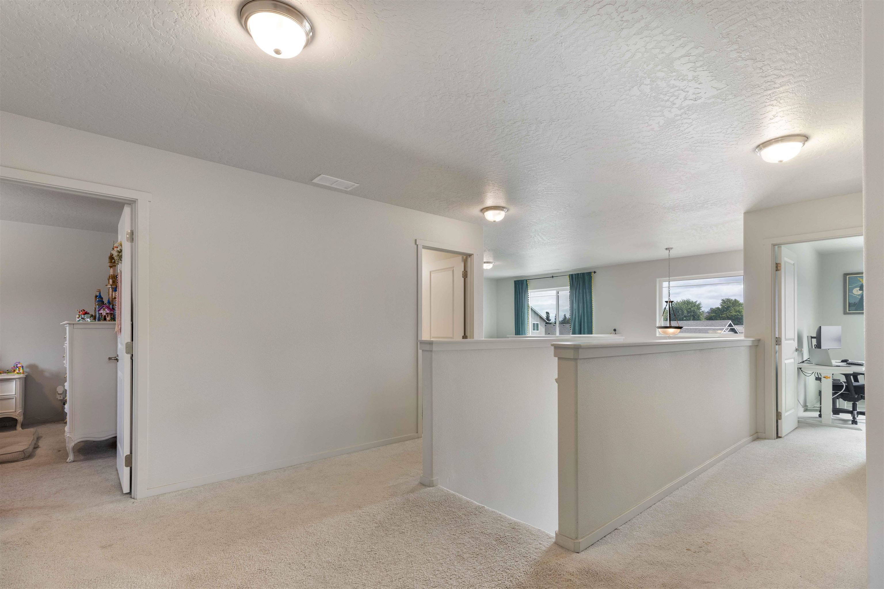706 South Grady Road Spokane Valley, WA 99016 - Photo 16 of 43