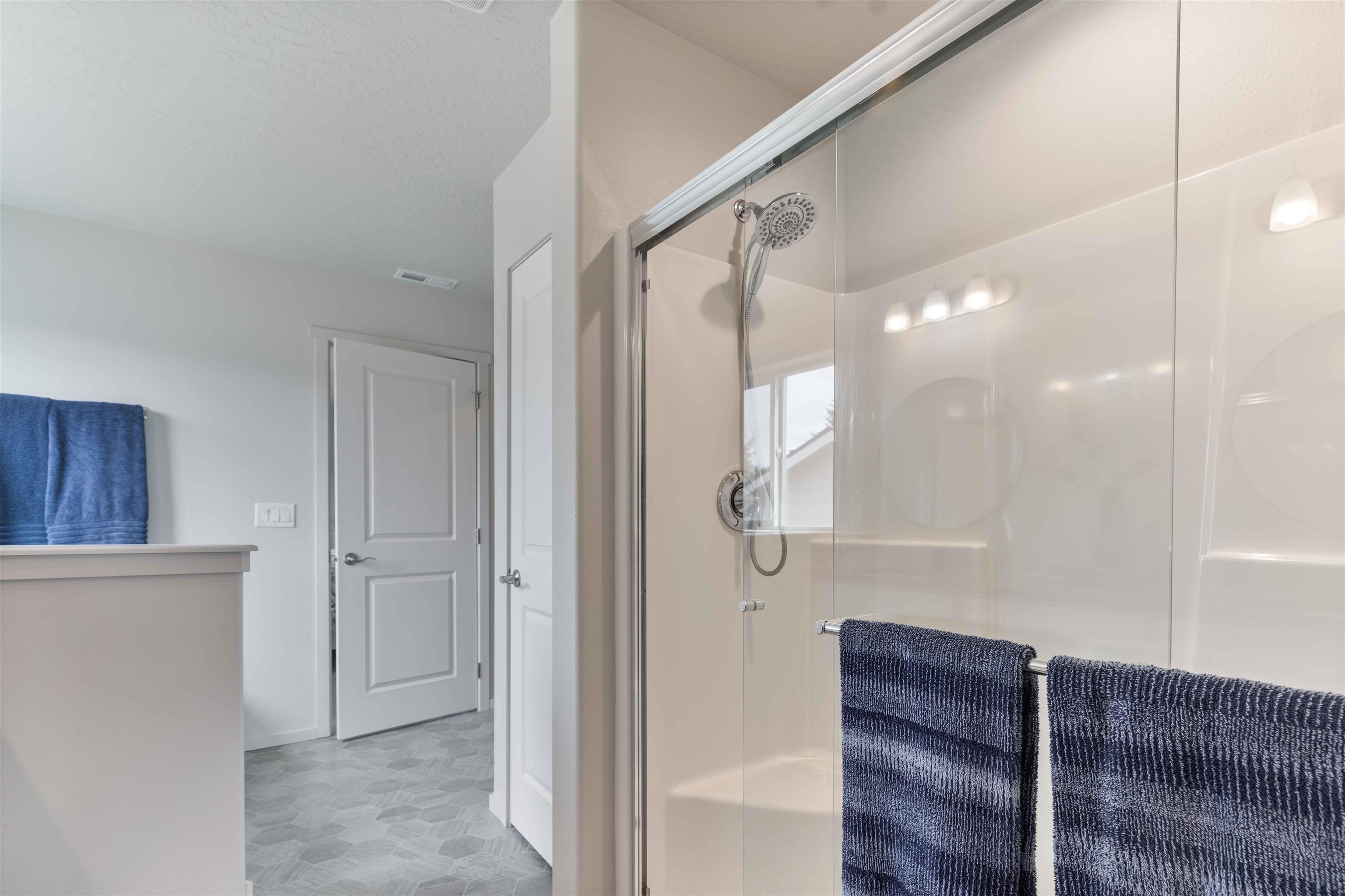 706 South Grady Road Spokane Valley, WA 99016 - Photo 23 of 43