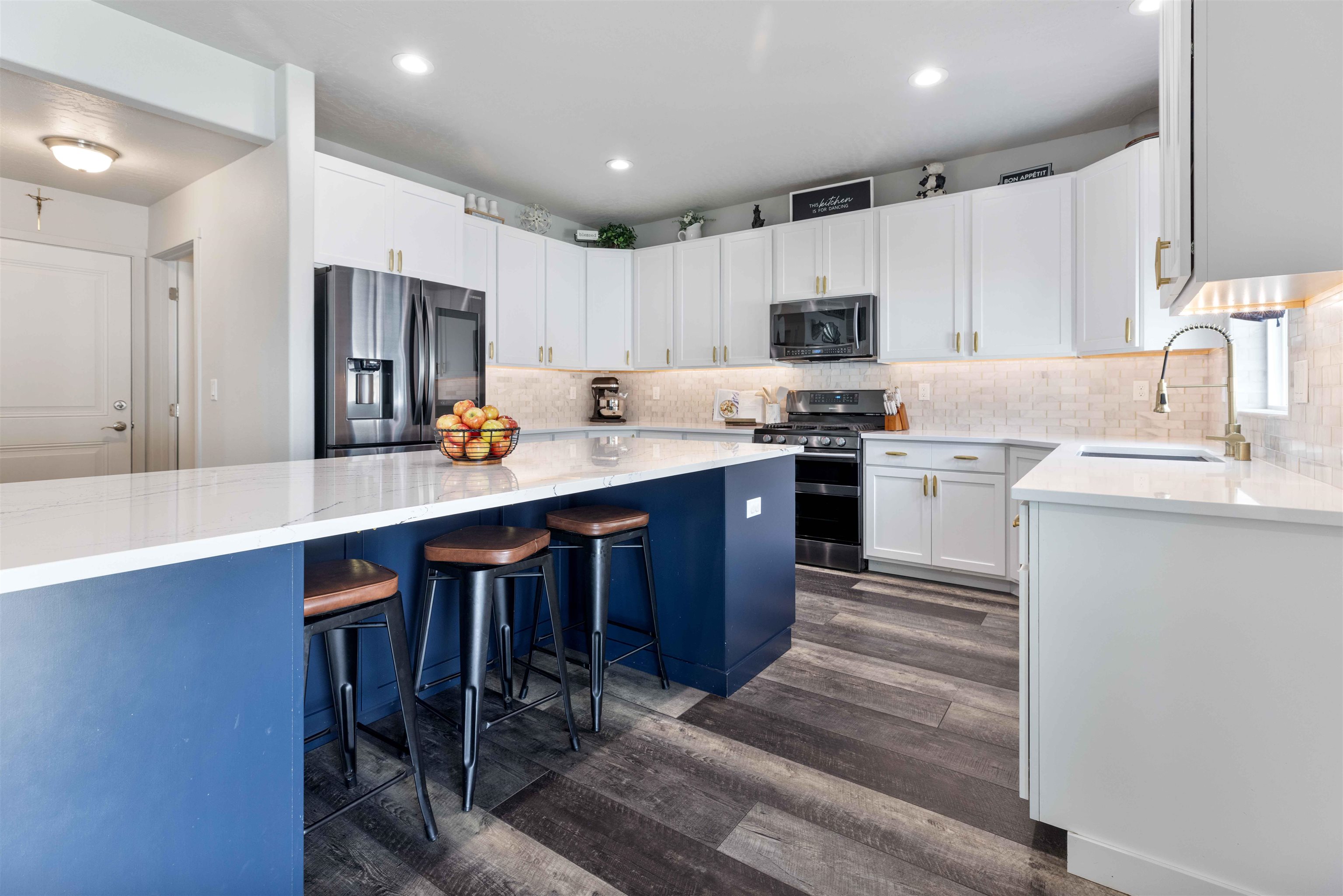 706 South Grady Road Spokane Valley, WA 99016 - Photo 4 of 43
