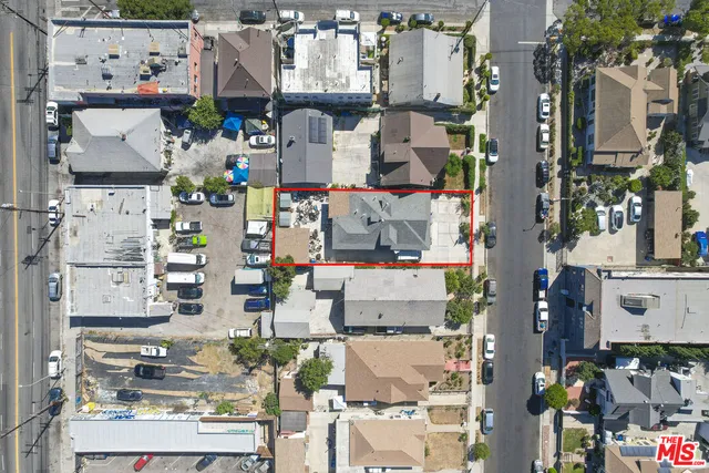 a picture of city view