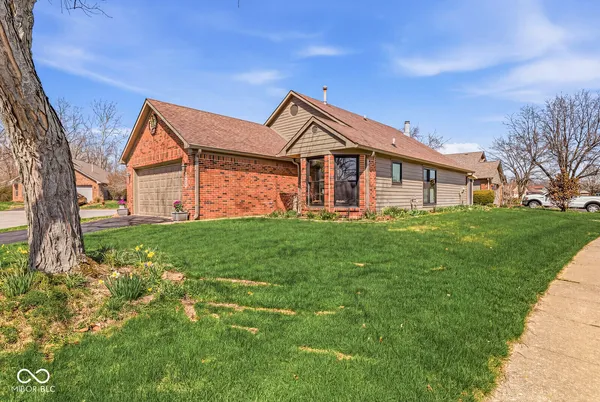 $325,000 | 5802 White Lick Court, Plainfield, IN 46168