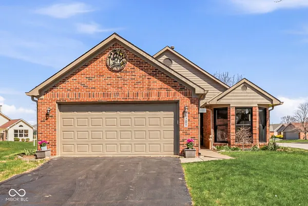 $325,000 | 5802 White Lick Court, Plainfield, IN 46168