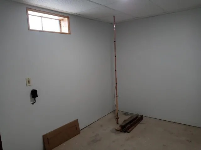 $255,000 | 309 Civic Center Drive, Augusta, ME 04330