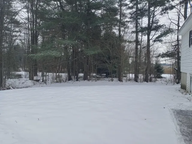 $255,000 | 309 Civic Center Drive, Augusta, ME 04330