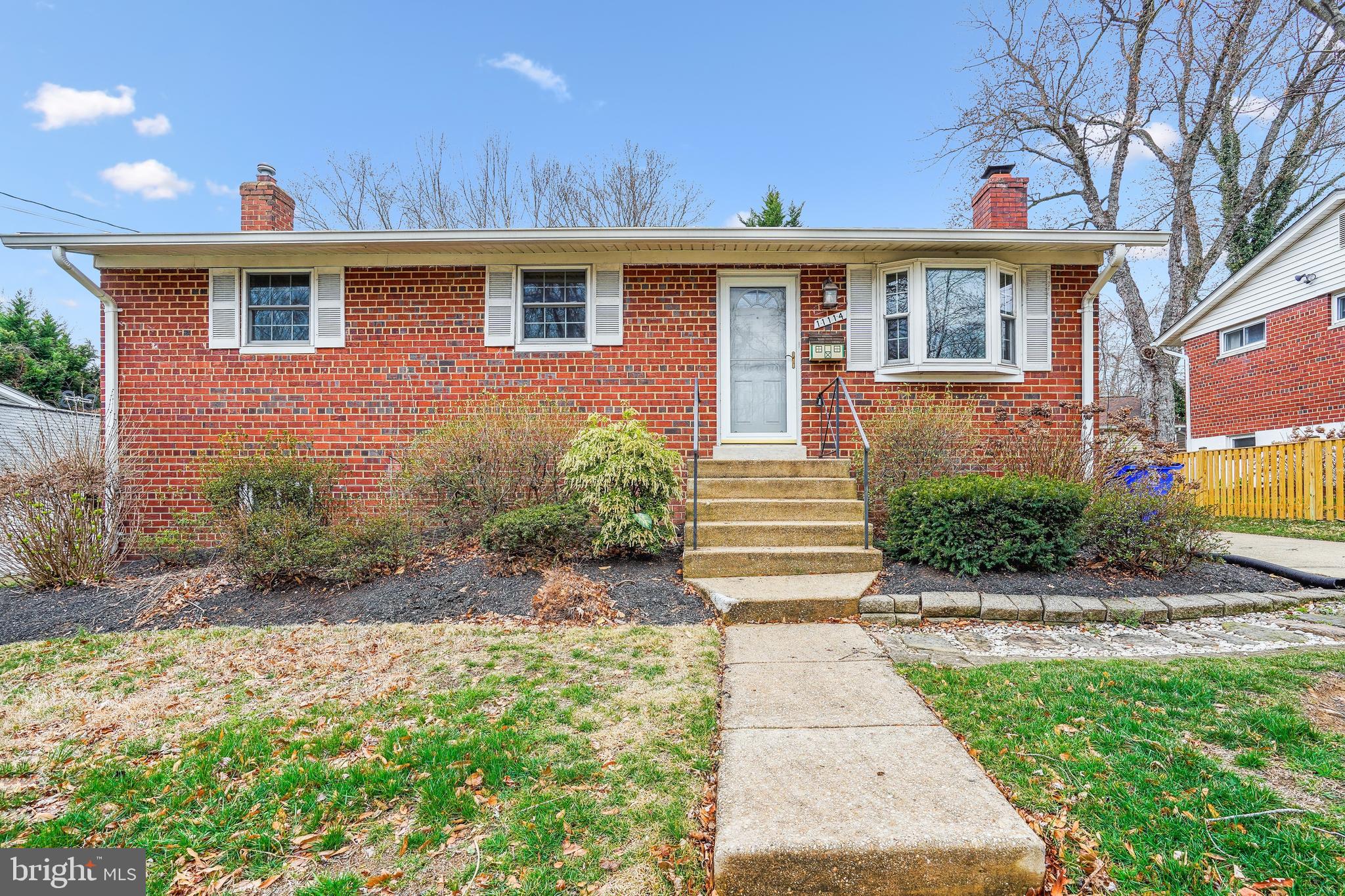 11114 Schuylkill Road Rockville, MD 20852 - Photo 3 of 38 Great Yard!