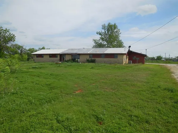 $225,000 | 1809 East Elliott Street, Breckenridge, TX 76424