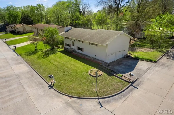 $259,900 | 1333 Rolling Fields Drive, Jackson, MO 63755
