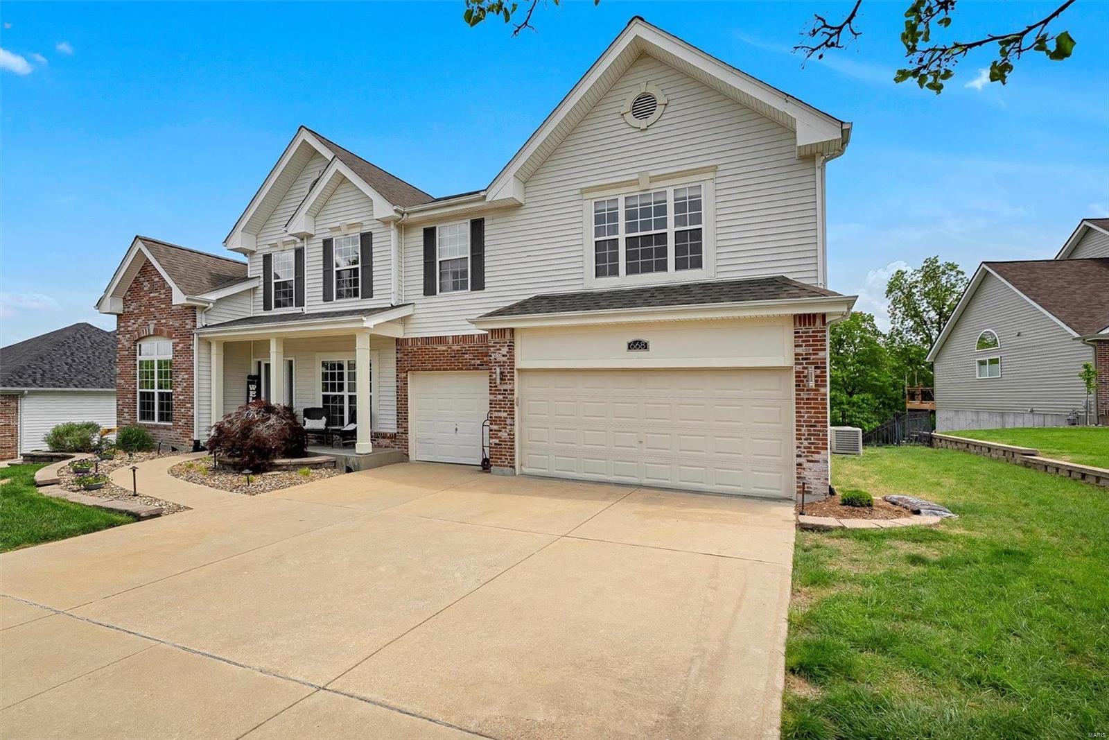 668 Grand View Ridge Court Eureka, MO 63025 - Photo 4 of 45 Gallery Image 4