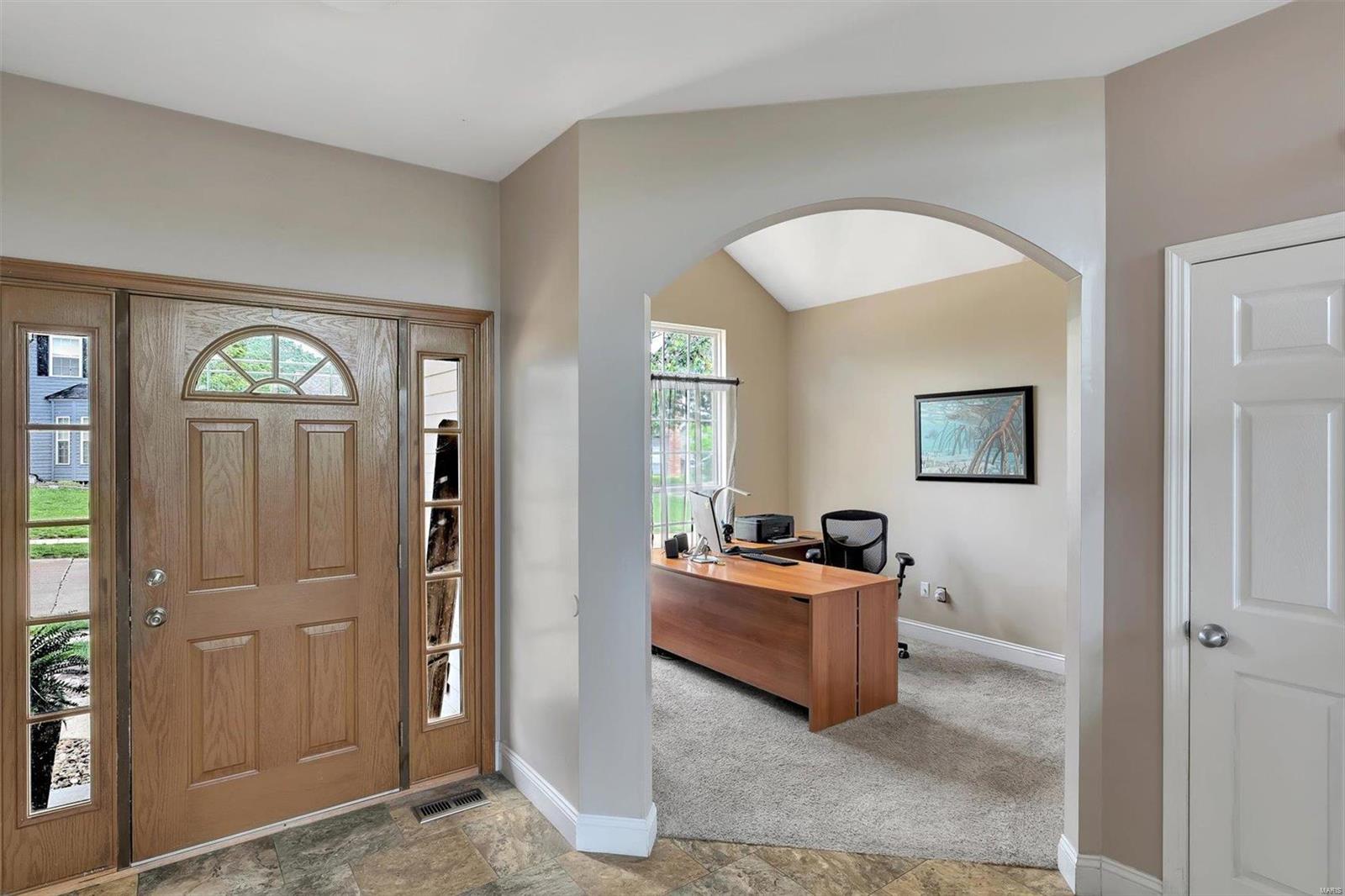 668 Grand View Ridge Court Eureka, MO 63025 - Photo 5 of 45 Gallery Image 5