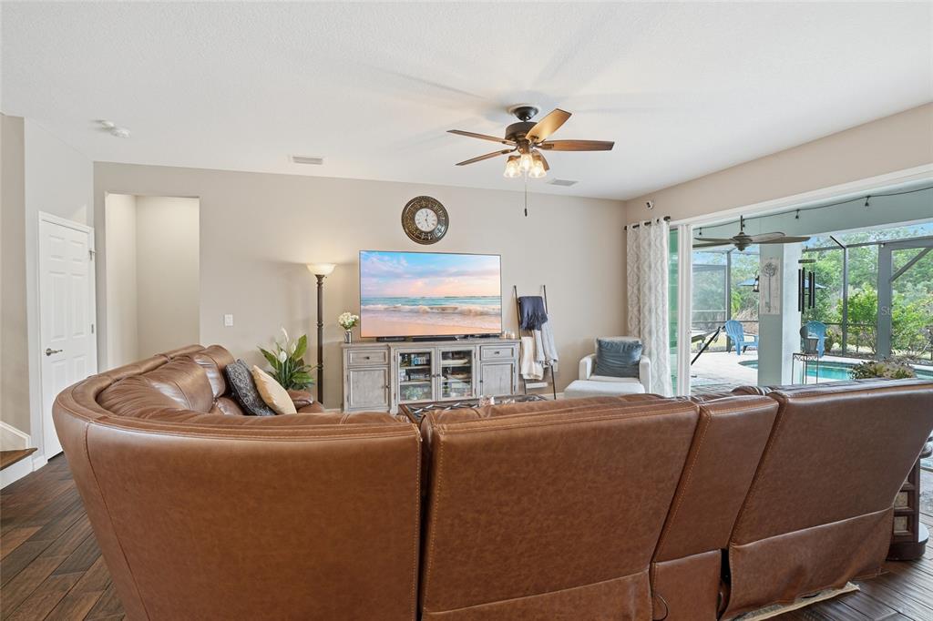 33564 Willow Point Court Wesley Chapel, FL 33545 - Photo 21 of 99