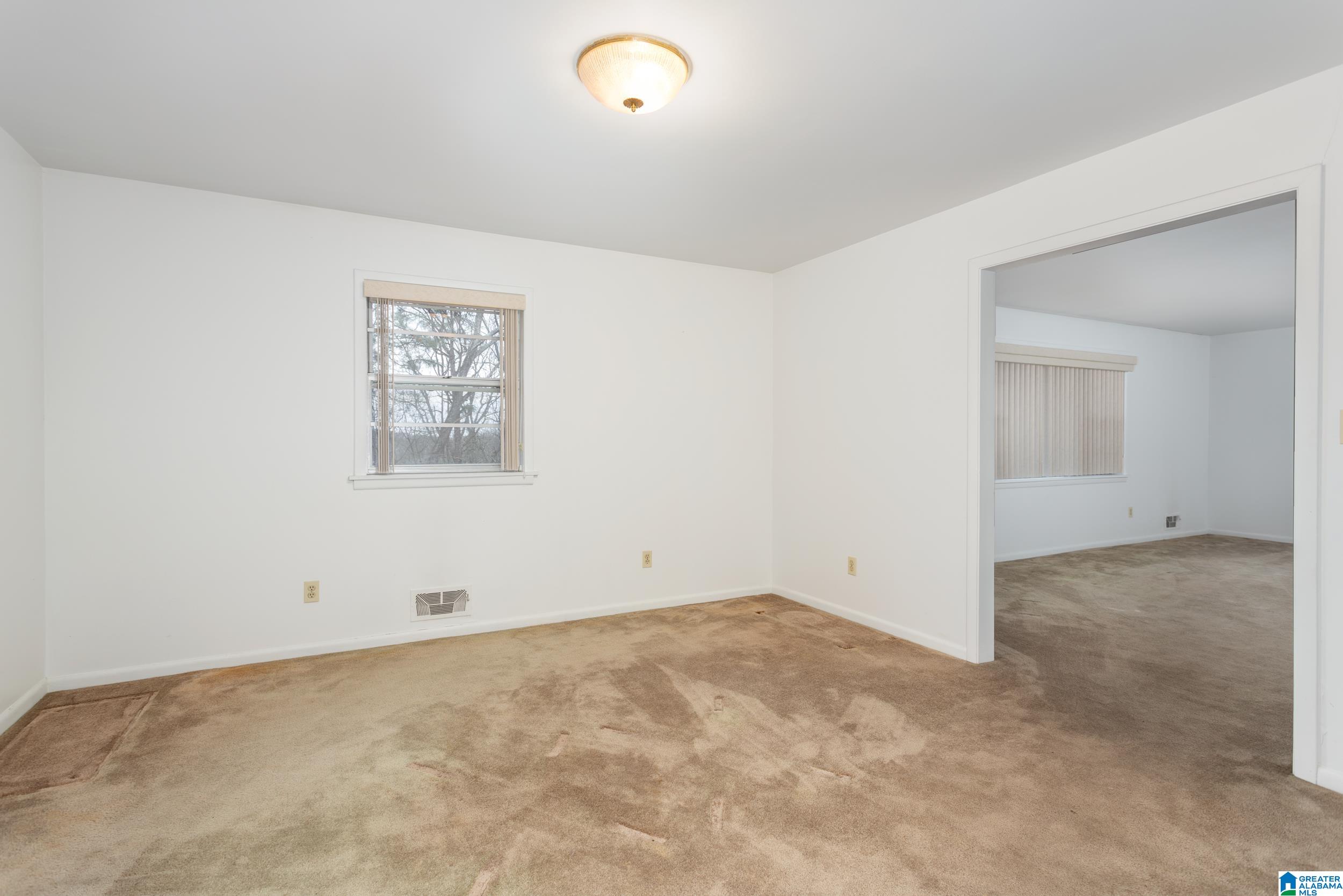 505 Crestview Road Anniston, AL 36207 - Photo 7 of 38