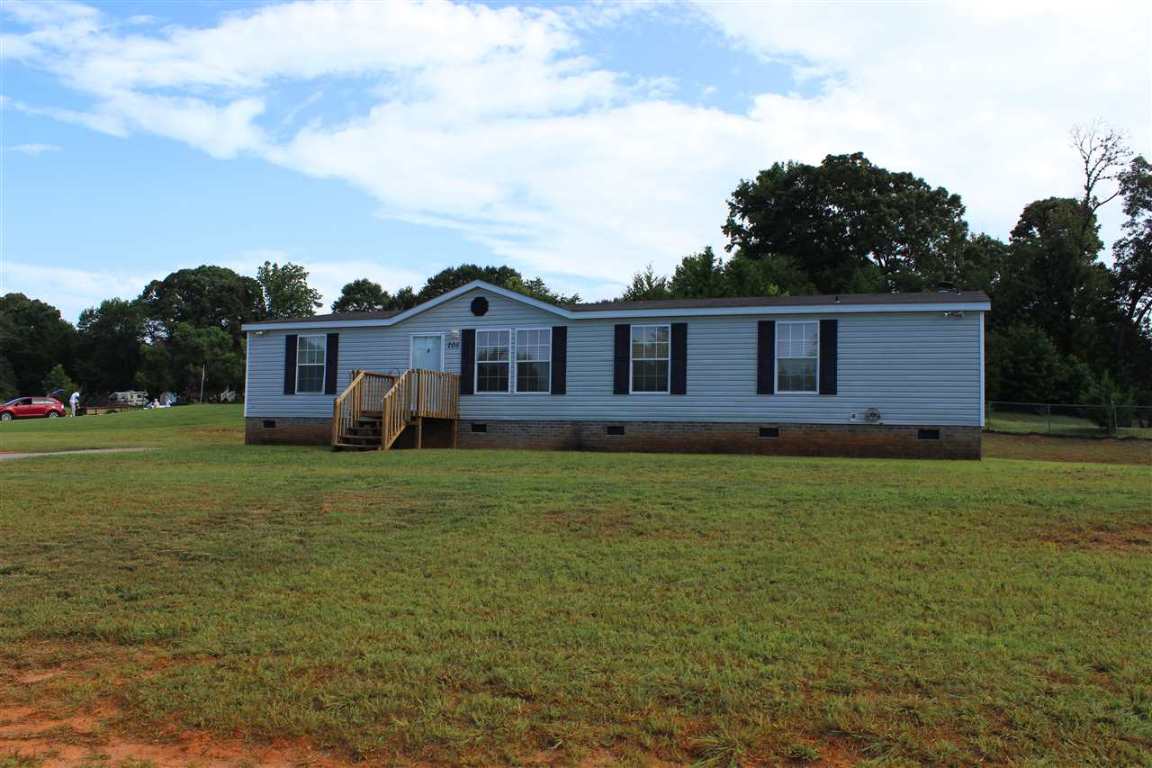 205 Crest Way Easley, SC 29640 - Photo 1 of 6
