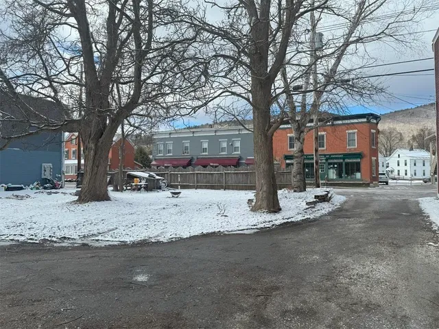 $250,000 | 230 Marble Street, West Rutland, VT 05777