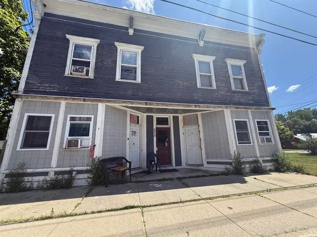 $250,000 | 230 Marble Street, West Rutland, VT 05777