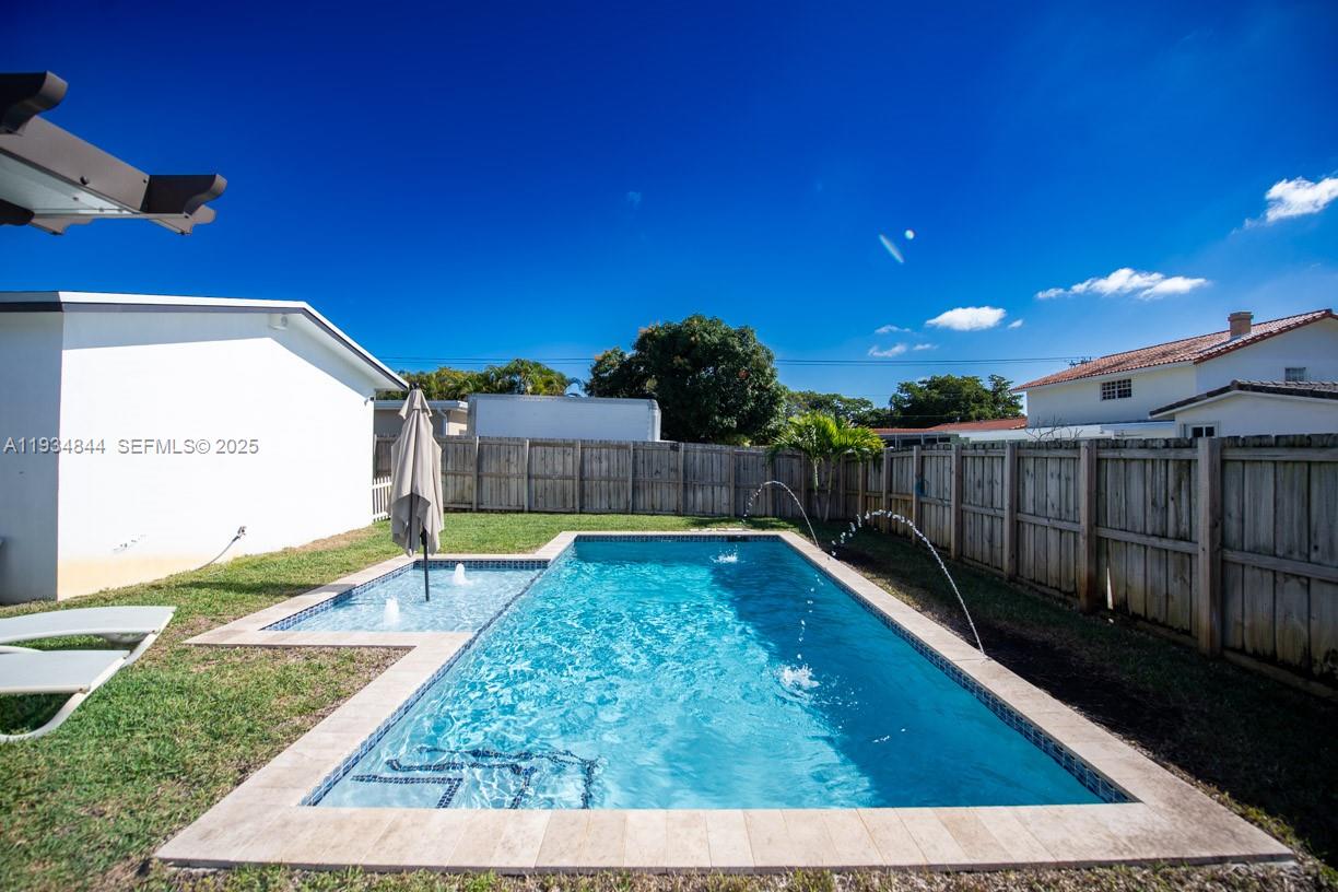 5012 Taft Street Hollywood, FL 33021 - Photo 31 of 36