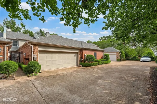 $275,000 | 2013 East Kings Highway, Shreveport, LA 71105