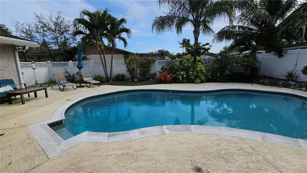 $4,400 | 6731 Northwest 26th Way, Fort Lauderdale, FL 33309