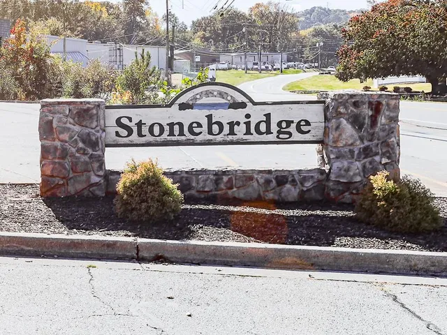 $347,500 | 47 White Oak Drive Southeast, Cartersville, GA 30121