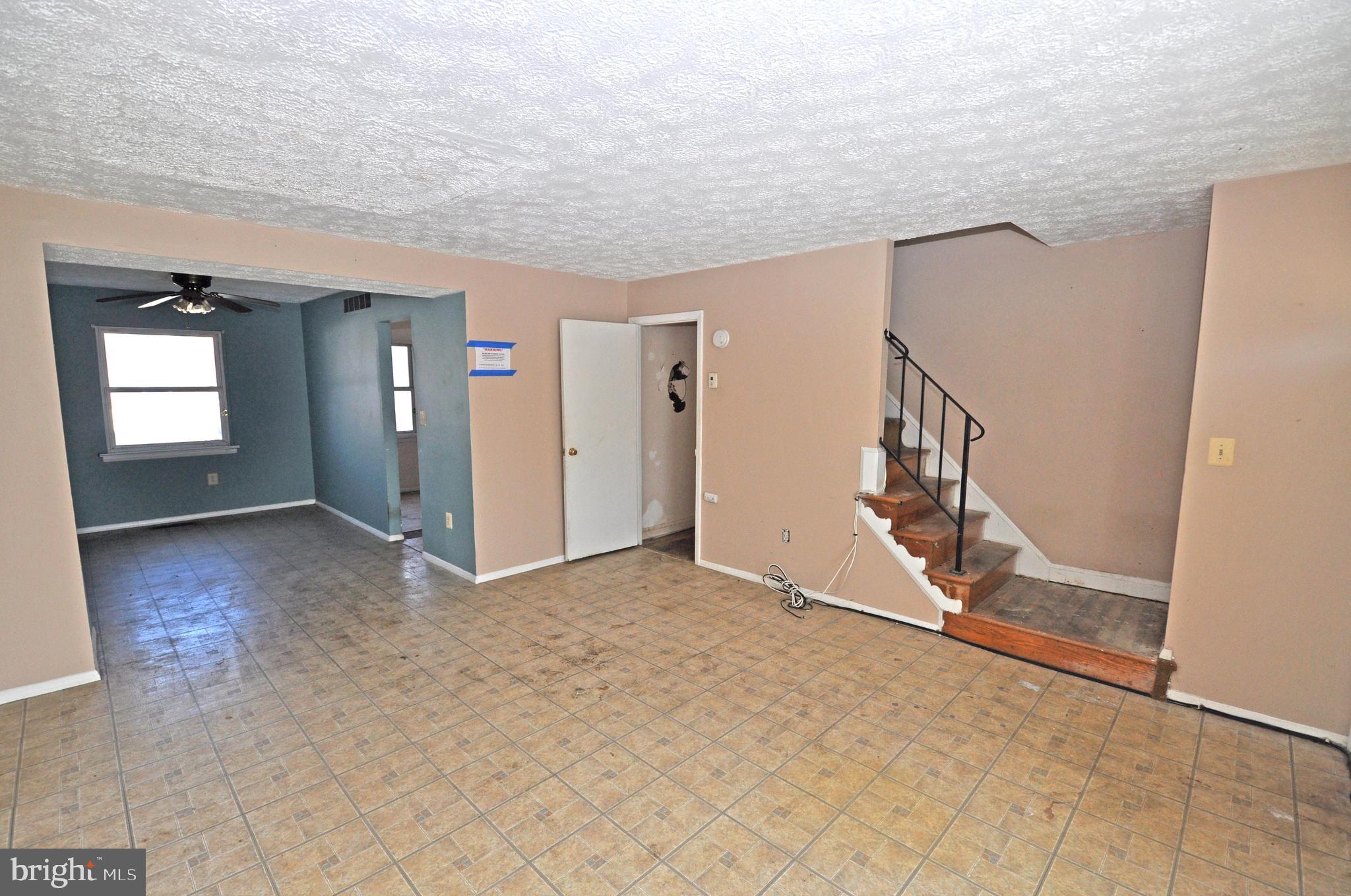 753 Seawall Road Essex, MD 21221 - Photo 4 of 22 Gallery Image 4