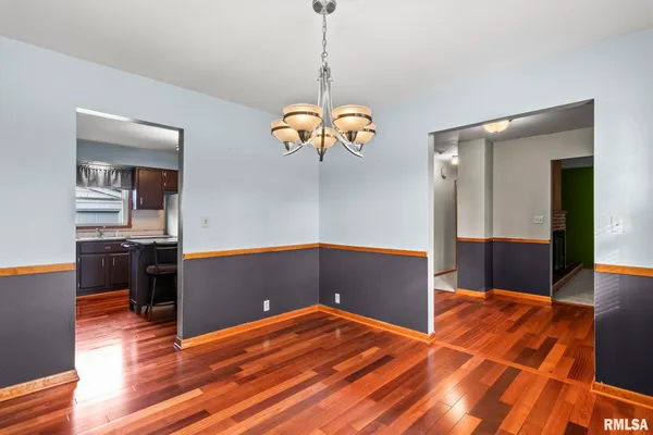 $235,000 | 2229 Fairway Drive, Springfield, IL 62704