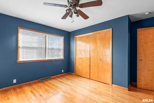 $235,000 | 2229 Fairway Drive, Springfield, IL 62704