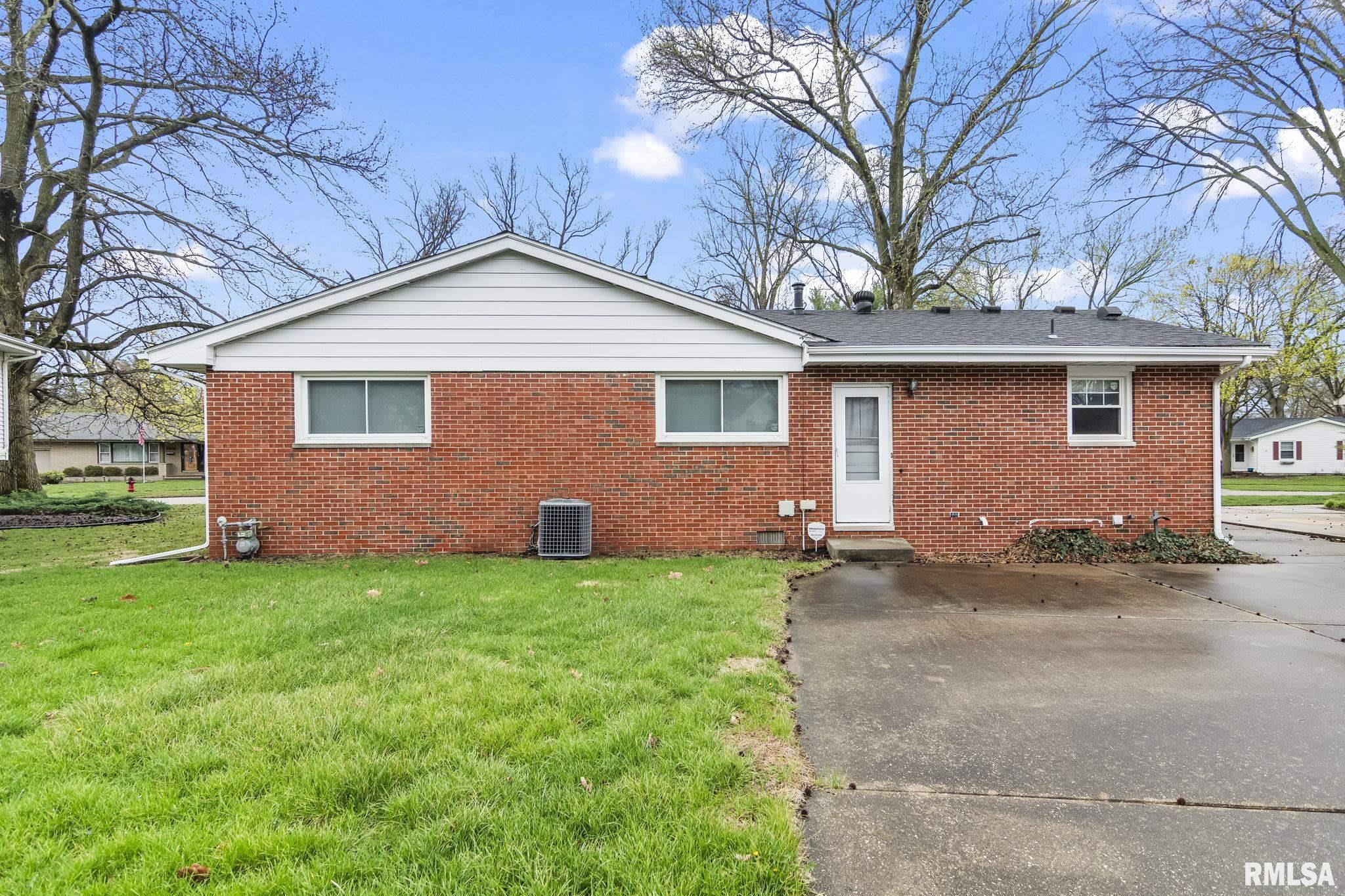 2229 Fairway Drive Springfield, IL 62704 - Photo 32 of 36