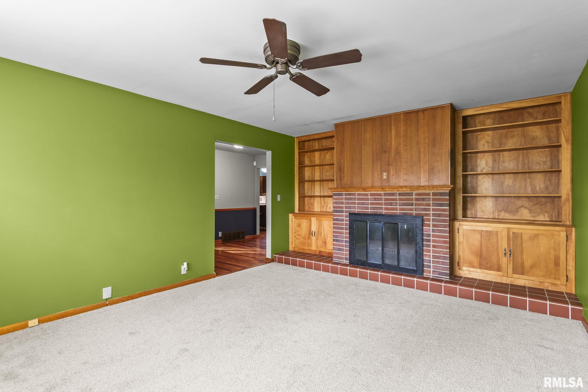 2229 Fairway Drive Springfield, IL 62704 - Photo 6 of 36