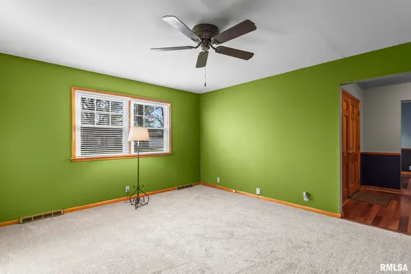 $235,000 | 2229 Fairway Drive, Springfield, IL 62704