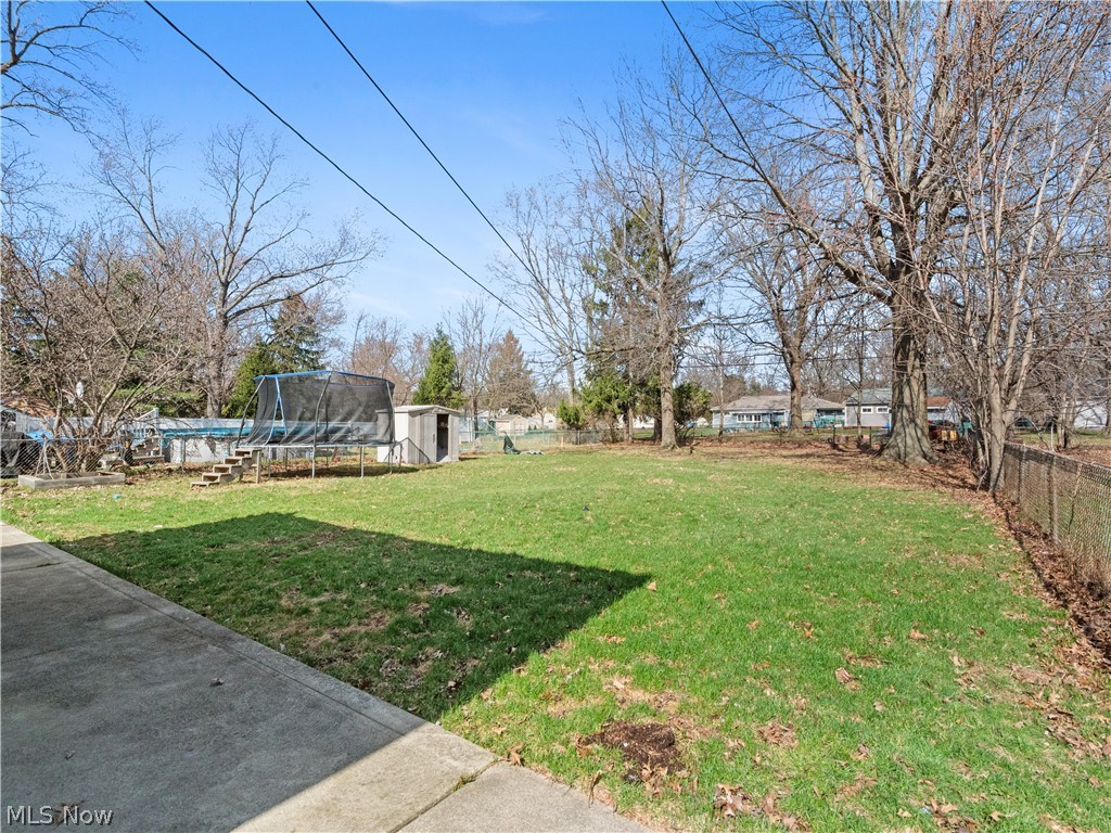 9248 Lynnhaven Road Parma Heights, OH 44130 - Photo 2 of 16