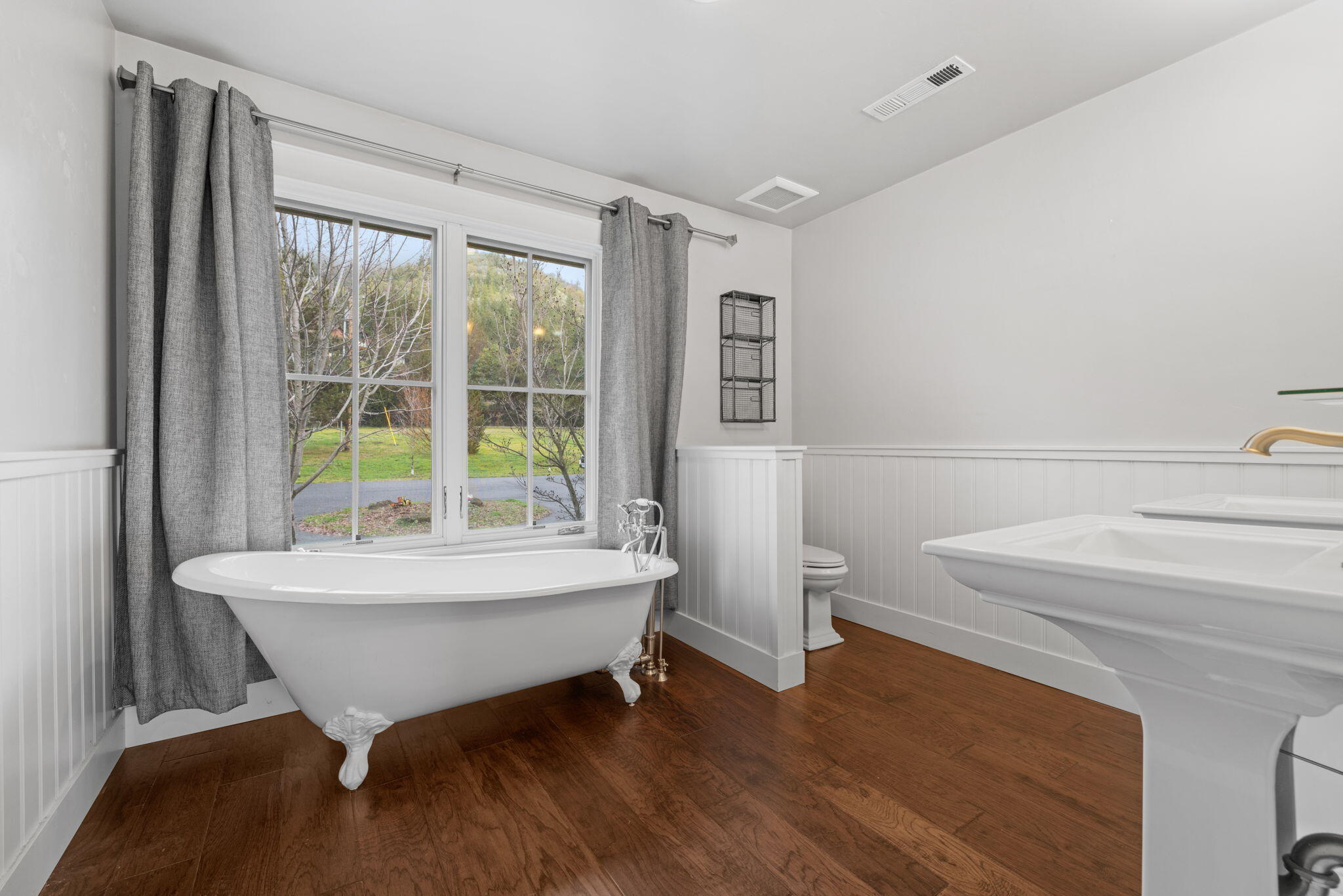 10999 North Applegate Road Grants Pass, OR 97527 - Photo 37 of 96 40-web-or-mls-WCI_6567