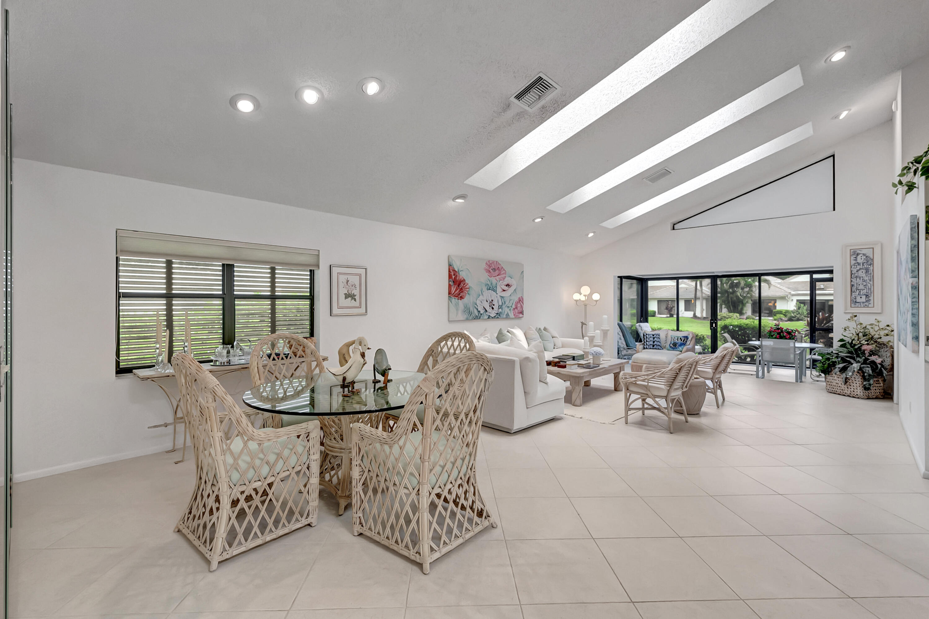 20050 Waters Edge Circle, Unit 1101 Boca Raton, FL 33434 - Photo 12 of 92 DSC_0209