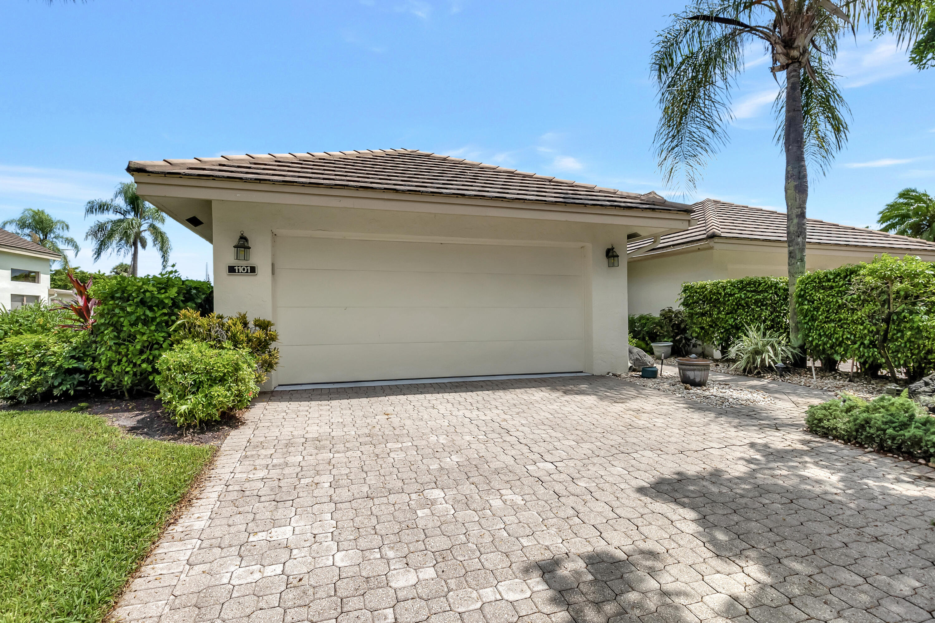 20050 Waters Edge Circle, Unit 1101 Boca Raton, FL 33434 - Photo 3 of 92 D (3)