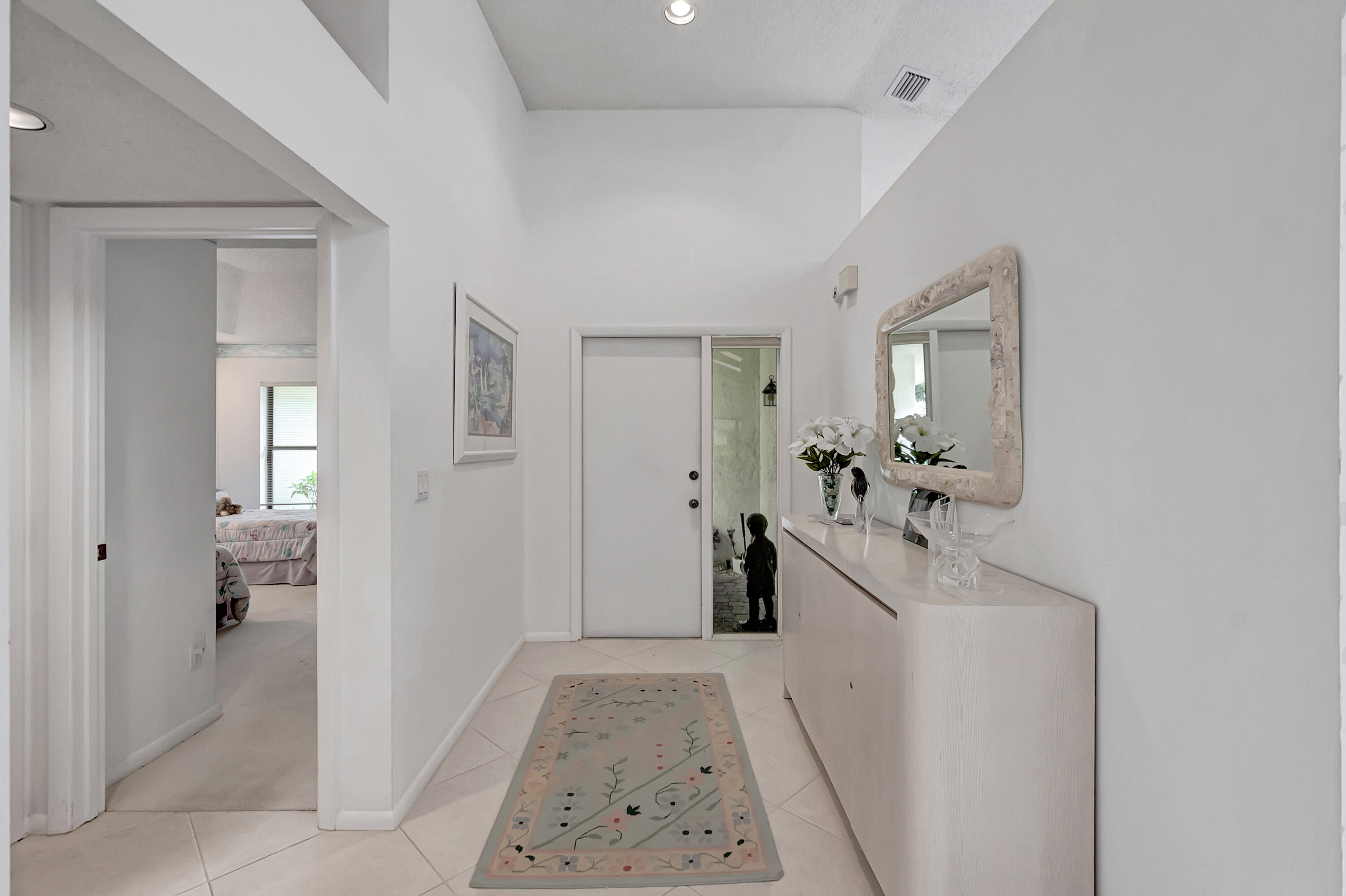 20050 Waters Edge Circle, Unit 1101 Boca Raton, FL 33434 - Photo 8 of 92 DSC_0189