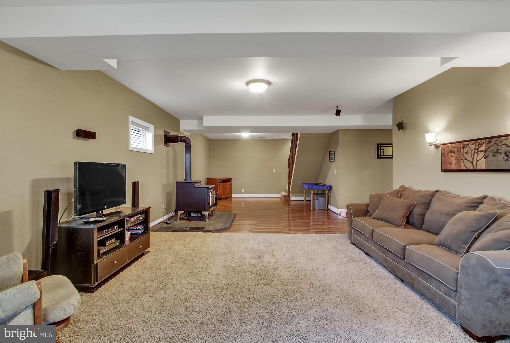 540 East Walnut Grove Road Fawn Grove, PA 17321 - Photo 22 of 35 Family Room