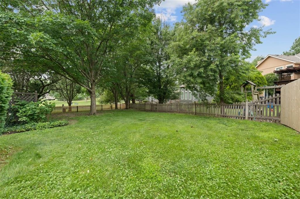 2112 Northeast Springbrook Street Blue Springs, MO 64014 - Photo 40 of 40