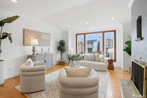 $1,295,000 | 2487 33rd Avenue, San Francisco, CA 94116