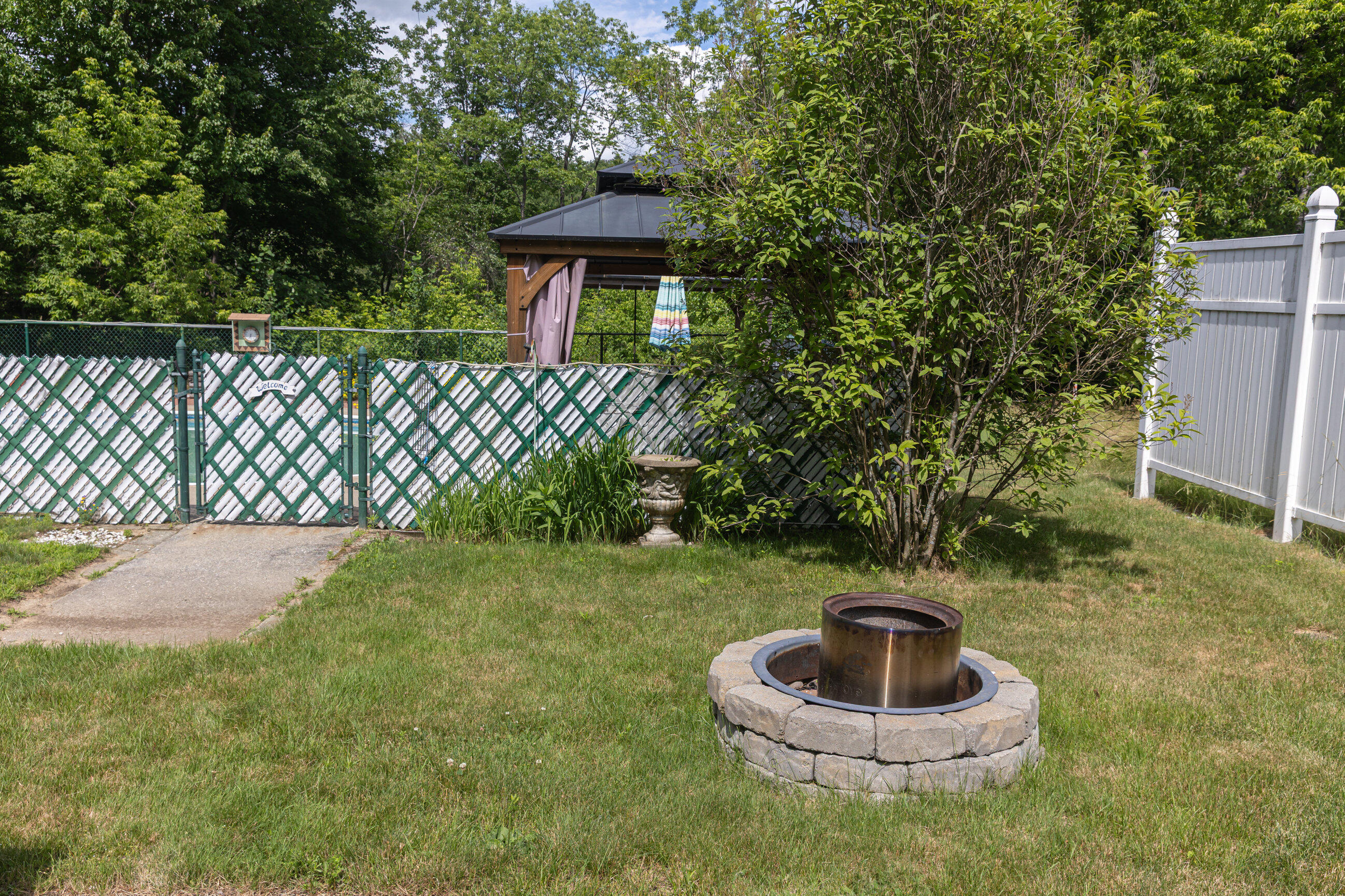 136 Grove Street Lewiston, ME 04240 - Photo 30 of 41 Exterior-9635