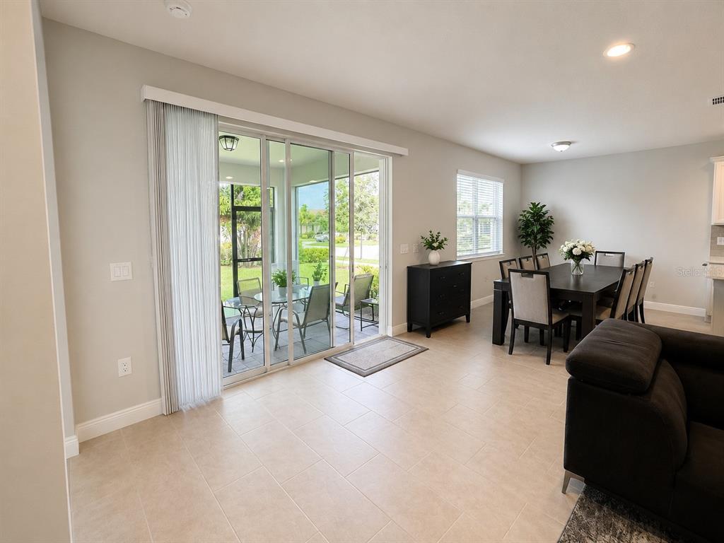 5738 Long Shore Loop Sarasota, FL 34238 - Photo 9 of 40
