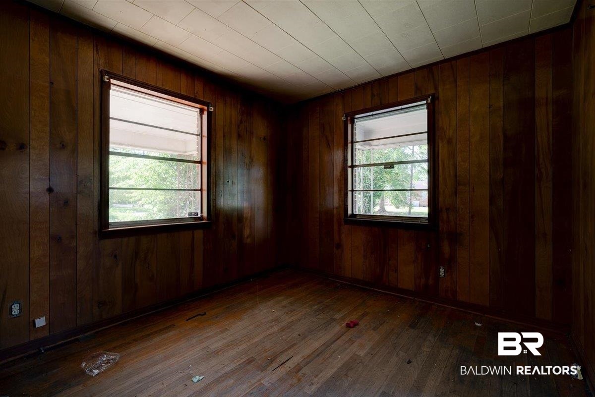 313 11th Avenue Chickasaw, AL 36611 - Photo 3 of 9
